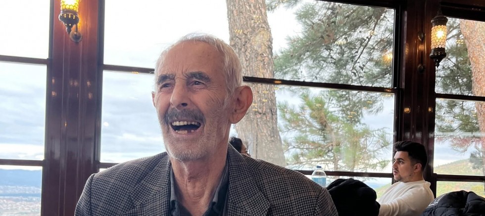 Aslan Türker hakkın rahmetine kavuşmuştur.