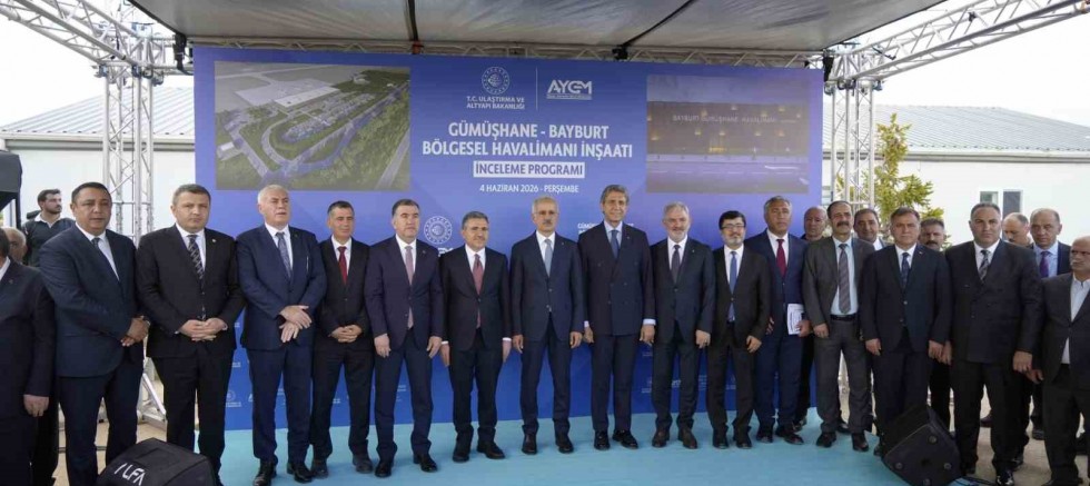 Bakan Uraloğlu, Bayburt-Gümüşhane Havalimanı çalışmalarını yerinde inceledi