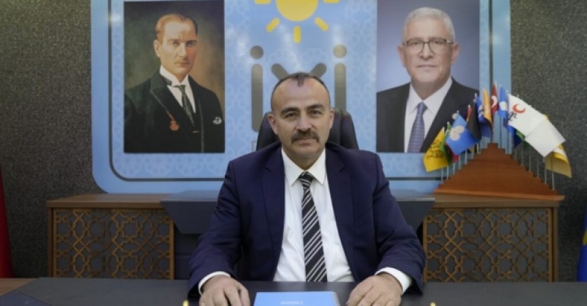 Canlı: “Bu fotoğraf bir başarı değil, aynadır”