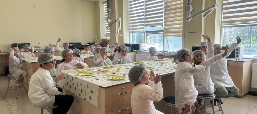 Çocuk Üniversitesi Açıldı, İlk Öğrencilerini Aldı