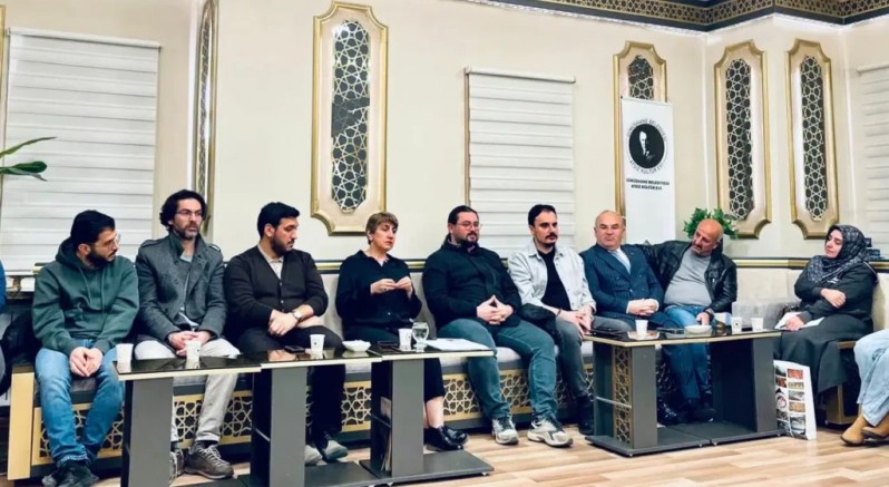 Gülsüm Hoca “Az Konuşup Öz Anlaşmanın” şifrelerini verdi