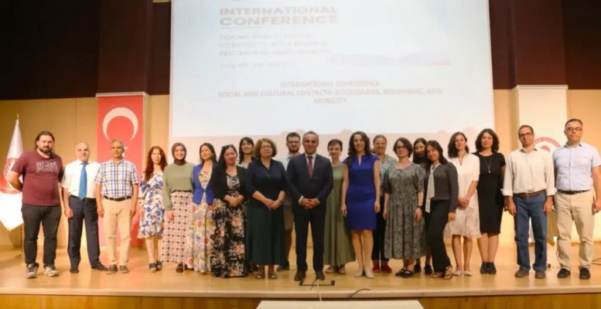 Gümüşhane Üniversitesi’nde Uluslararası Sosyal ve Kültürel Temaslar Konferansı başladı