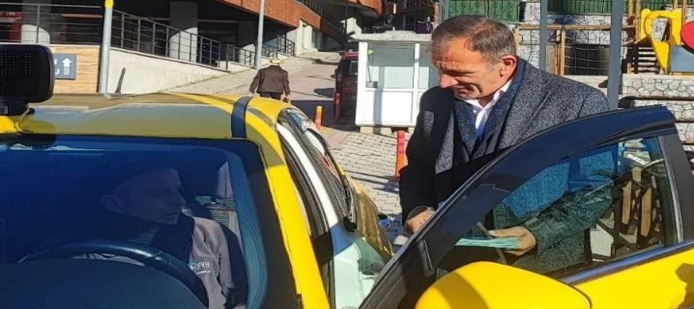 DEVA Partisi’nden Taksicilere Ziyaret: “TOGG ile Yenilenme Esnafı Rahatlatır”