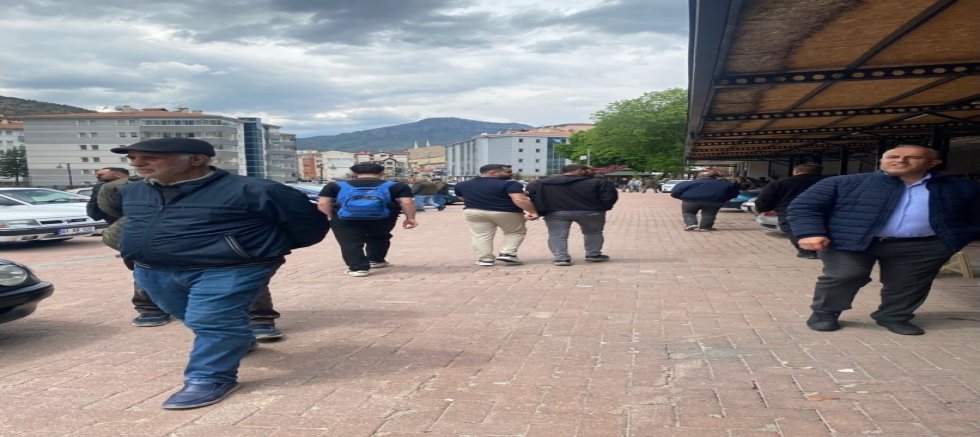 Gümüşhane Oto Pazarı Yine Hareketliydi
