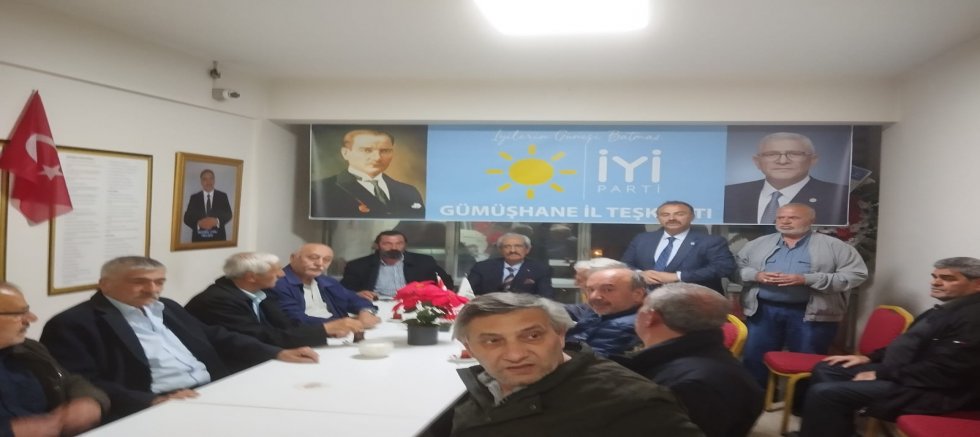 İyi Parti 3 Mayıs Türkçülük Gününü Kutladı.