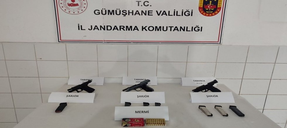 Kelkit’te ruhsatsız silah operasyonu: 