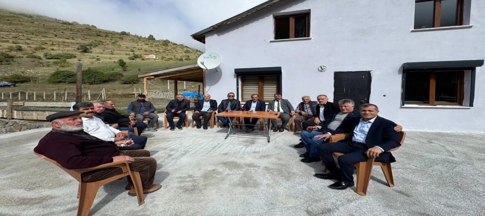 Musa Küçük Torul'da sahaya indi: Köy köy gezerek vatandaşları dinledi