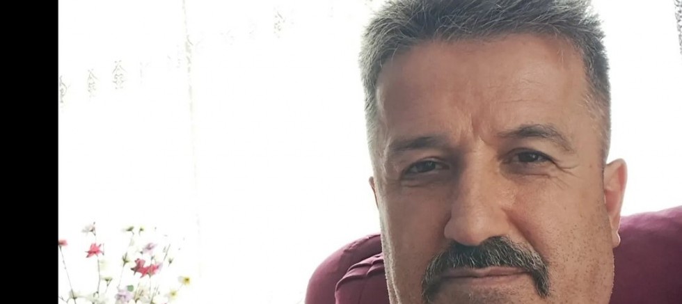 Seyfi Gömleksiz Hakkın Rahmetine Kavuşmuştur