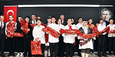3 ARALIK DÜNYA ENGELLİLER GÜNÜ, GÜMÜŞHANE'DE ÖZEL PROGRAMLA KUTLANDI