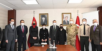 81 Genç, 81 Bayrak Projesi Gümüşhane'de