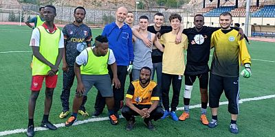 Afrikalı Öğrencilerle Futbol Etkinliği