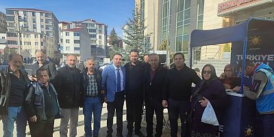 AK Parti Şiran’da Üye Kayıt etkinliği düzenledi