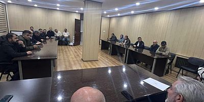 AK Parti Yeni Hizmet Binasında İlk Toplantısını Yaptı