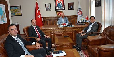 AKÇAY : 'İŞ DÜNYAMIZ FİNANSMANA ERİŞMEDE ZORLUK ÇEKİYOR'