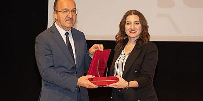 Aksa Çoruh Elektrik Kariyer Zirvesi’nde Gençlerle Buluştu