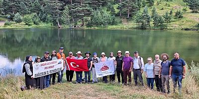 Altınpınar Gölü’ne yürüdüler