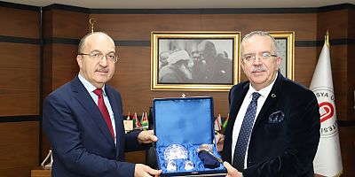  Amasya Üniversitesi Rektörüne Ziyaret