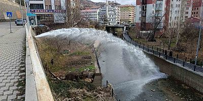 Ana su hattındaki tonlarca su Harşit Çayı’na aktı