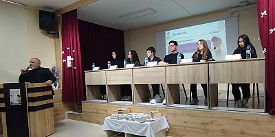 Anadolu Mektebi Yazar Okumaları İl Paneli Gümüşhane’de Gerçekleştirildi