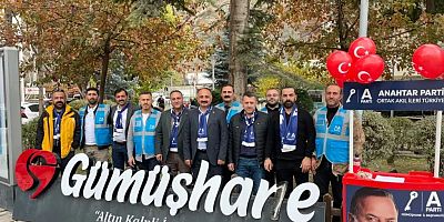 Anahtar Parti Gümüşhane’de Sahada: Fatih Parkı’nda üye kayıt etkinliği