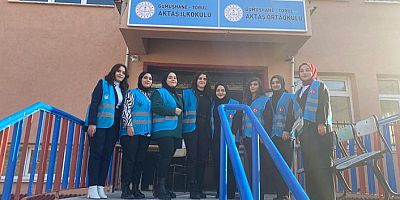 Asenalar köy okullarındaki çocukları unutmadı