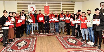 Asrın felaketinde sahada olan Kızılay gönüllülerine teşekkür belgesi