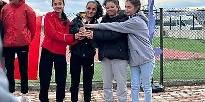 Atletizmde yarı finaldeyiz