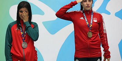 Azizoğlu’ndan altın madalya