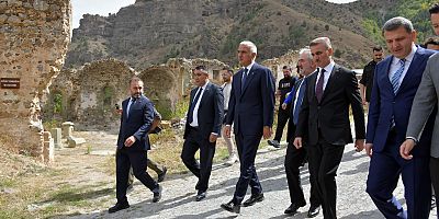 Bakan Ersoy: Turizmde en yoğun ve etkili tanıtım çalışmalarını yürüten ülkeyiz