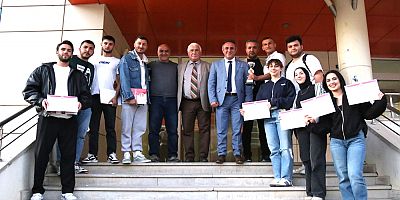  Başarılı Sporcular Ödüllendirdi