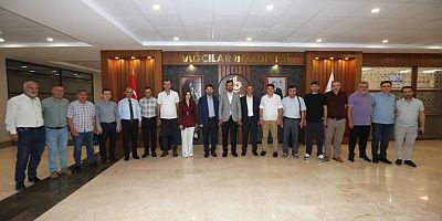 Başkan Özdemir Gümüşhanelileri kabul etti