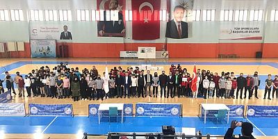 Bilek Güreşinde Rekor Katılımlı Yarışma'