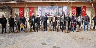 Bin 400 Adet Fidanı Dağıtıldı