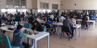 Cumhuriyet Kupası Satranç turnuvası yapıldı