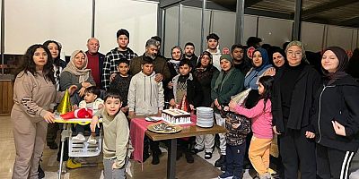 Depremzede Çocuklara Gümüşhane Ramada da Doğum Günü pastası