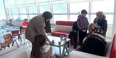 Depremzede öğrencinin okuduğu üniversite yuvası oldu