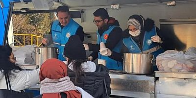 Diyanet’ten öğrenci ve vatandaşlara çorba ikramı