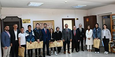 Dünya/Avrupa Bilek Güreşi Şampiyonasında Dereceye Girenlere Ödülleri verildi