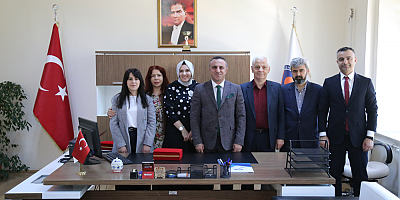 Edebiyat Fakültesinde Bayrak Değişimi 