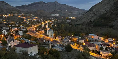 FARK VAR AMA SAHADA HAREKET VAR: CHP SESSİZCE YÜKSELİYOR