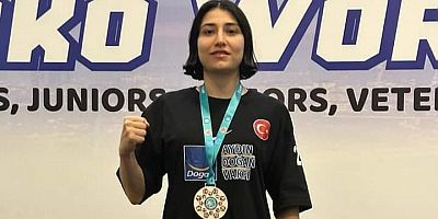 Feyza Dünya Şampiyonasında Gümüş Madalya Aldı.