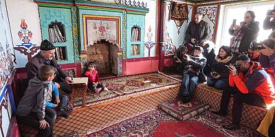 Fotoğraf tutkunları Gümüşhane’de tarihi dokuyu kadrajlarına yansıttı