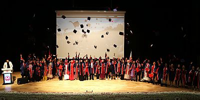 G.Ü De  Mezuniyet Töreni Gerçekleştirildi