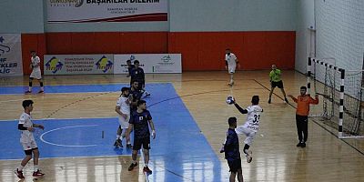 Gümüş Eller Erzurum’a Geçit Vermedi