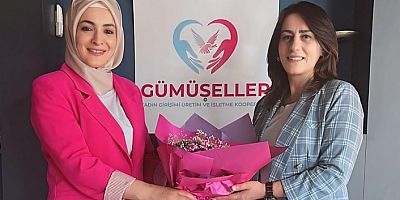 Gümüşeller’de bayrak değişimi