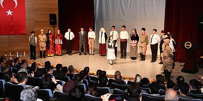 Gümüşhane’de 12 Mart Coşkusu: “Allah Bu Millete Bir Daha İstiklal Marşı Yazdırmasın”