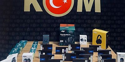 Gümüşhane’de 27 kaçak elektronik ürün yakalandı