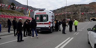 Gümüşhane'de bir otomobil çocuğa çarptı!