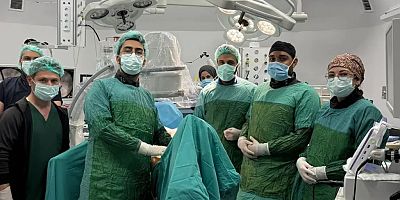 Gümüşhane’de böbrek taşı ameliyatında yeni dönem: İlk operasyon başarıyla tamamlandı