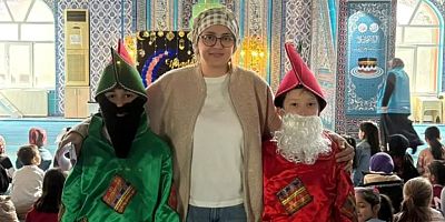 Gümüşhane’de çocuklar bu etkinliğe bayıldı! Hacivat ve Karagöz sahne aldı